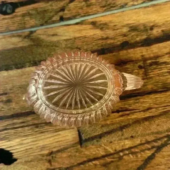 1936-39 ANCHOR HOCKING QUEEN MARY PINK CREAMER 2.5" H 5.5" L 3.25" W - Picture 3 of 3